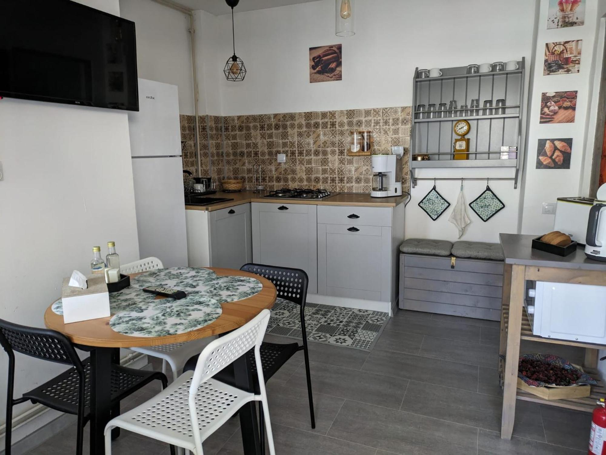 June Studio * Braşov